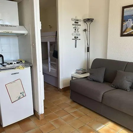 2p/cabine, 4 Couchages, Plage, Parking, Animaux Admis - Fr-1-225c-149 * Cerbere